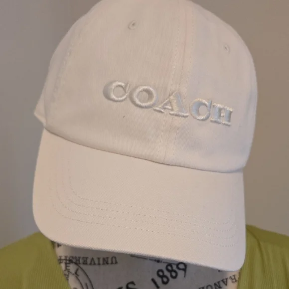 Coach Classic White Cap - Picture 2 of 6